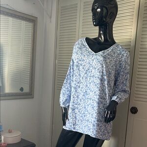 Mario Serrani Floral Blue Women's Top size L/G